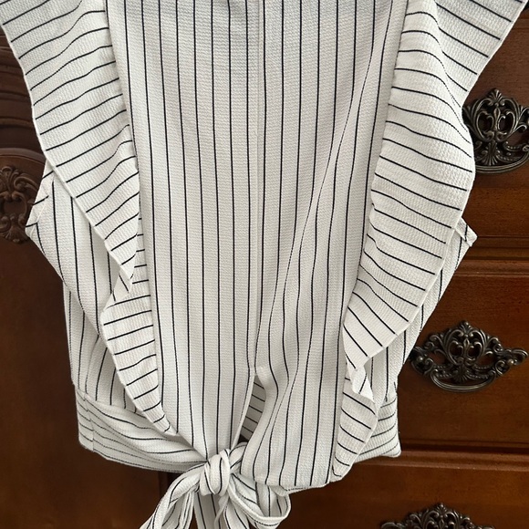 GUESS Women's Striped Wrap Top - Black and White - Picture 7 of 8